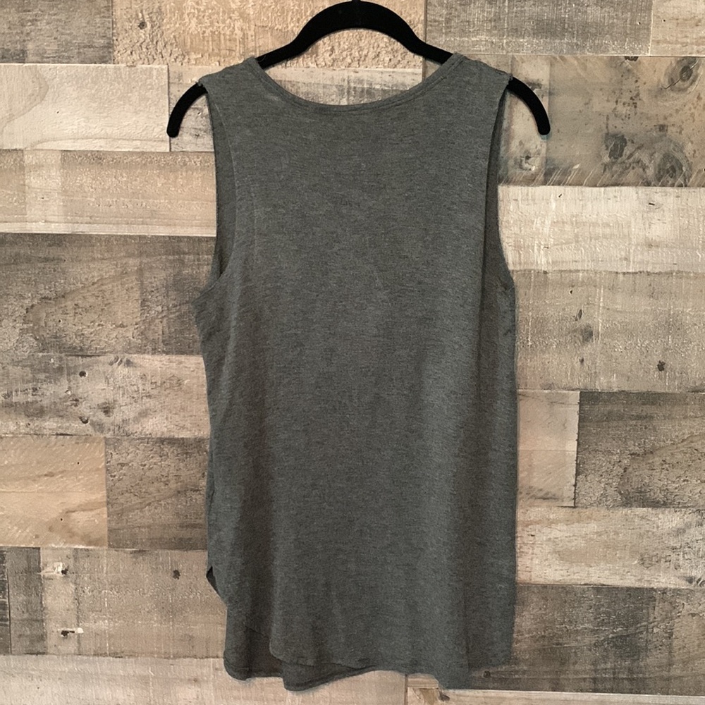 H.I.P. Sleeveless Tee Size S - Picture 10 of 11